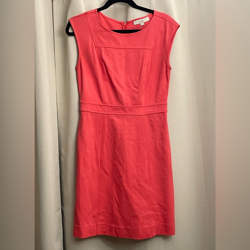 Loft size 2, cap sleeve zip back dress. Rayon and very soft with stretch.